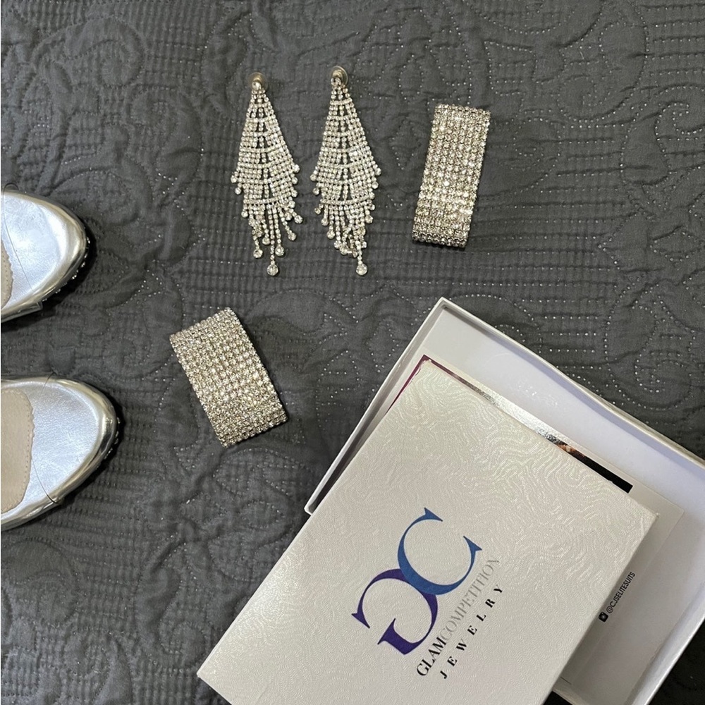 Costume jewelry